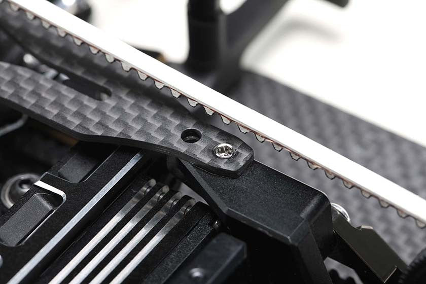 レーシングパフォーマー　高精度切削チタン製M3×3mmセンタリングスクリュー(4本入)